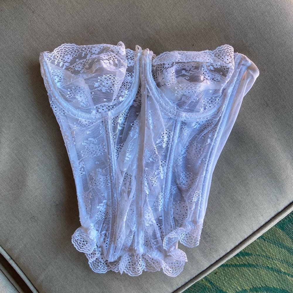 Vintage Victoria’s Secret bustier - Picture 2 of 8